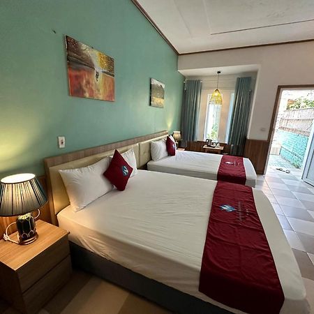 Minh Chau Beach Resort Куангнинь Экстерьер фото