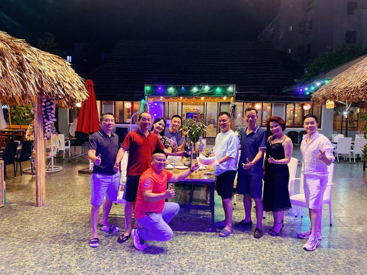 Minh Chau Beach Resort Куангнинь Экстерьер фото
