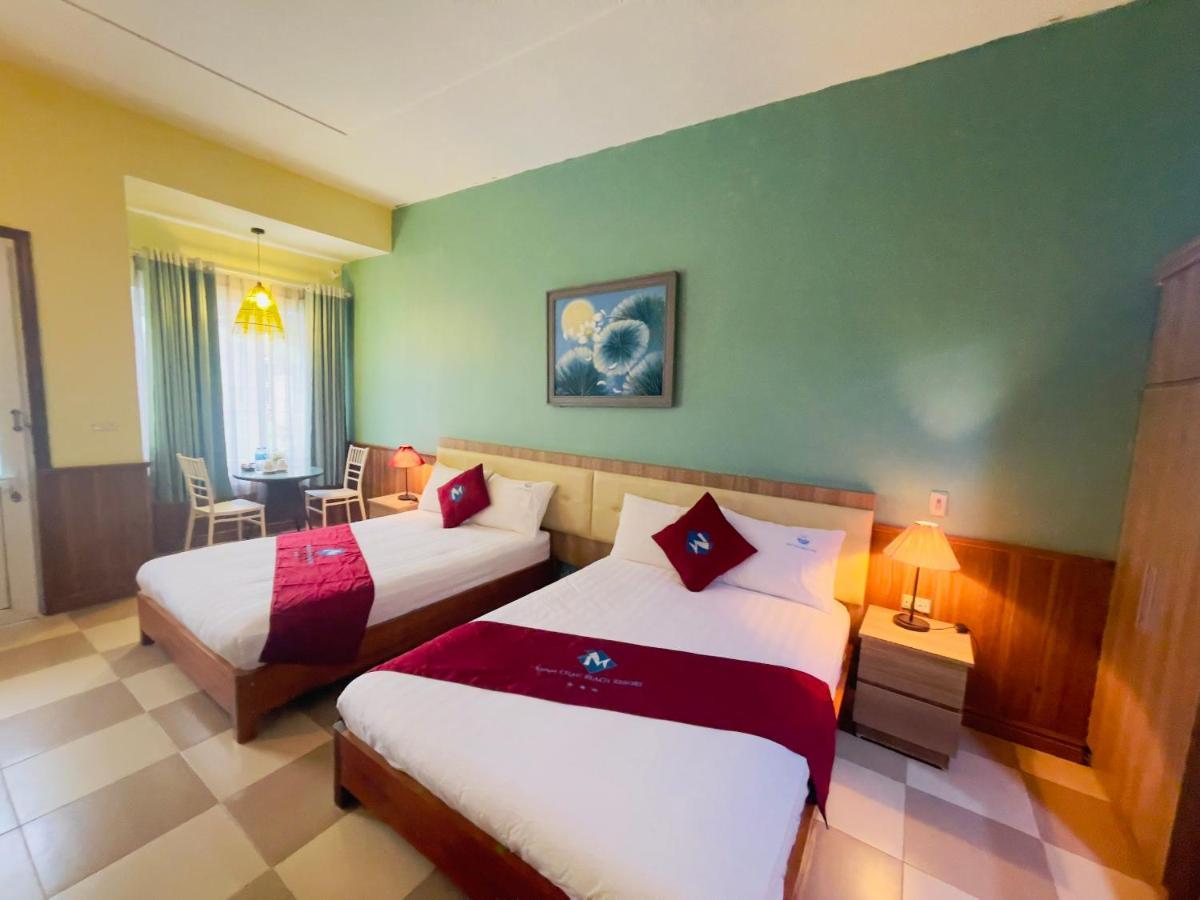 Minh Chau Beach Resort Куангнинь Экстерьер фото