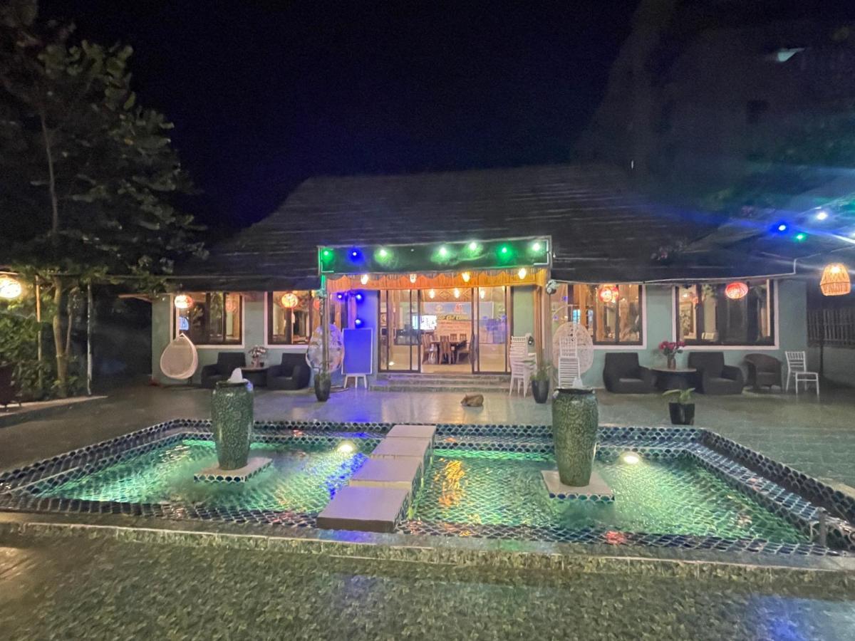 Minh Chau Beach Resort Куангнинь Экстерьер фото