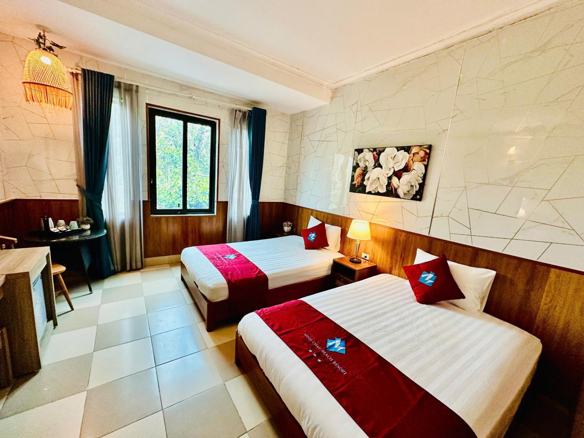 Minh Chau Beach Resort Куангнинь Экстерьер фото