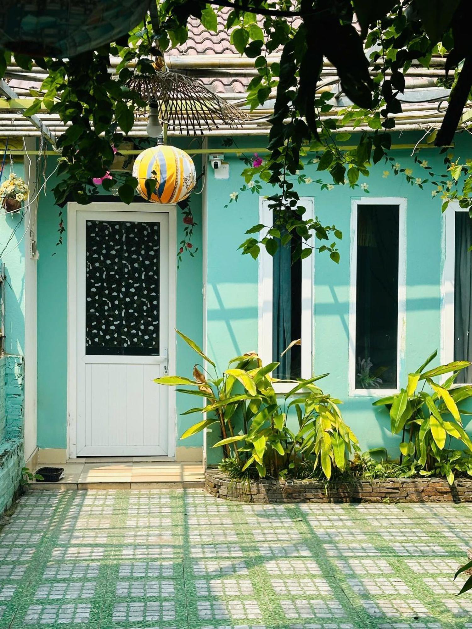 Minh Chau Beach Resort Куангнинь Экстерьер фото